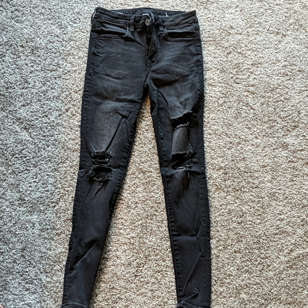 AE Low Rise Distressed Jegging | Size 4